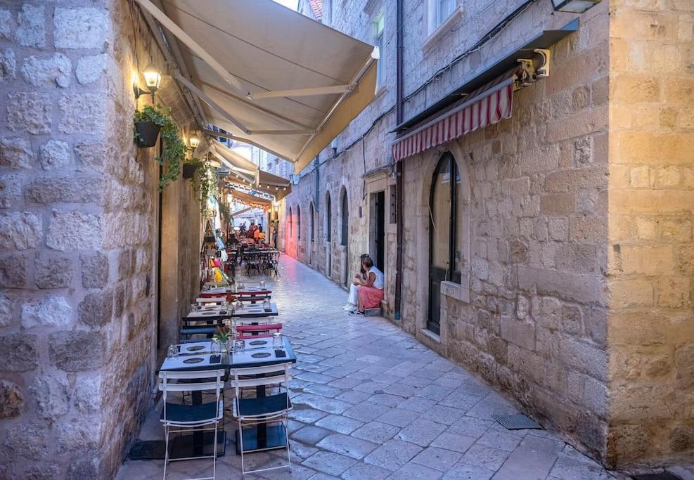 Flora-Heartbeat Old City Three Bedrooms Apartment Dubrovnik Dış mekan fotoğraf