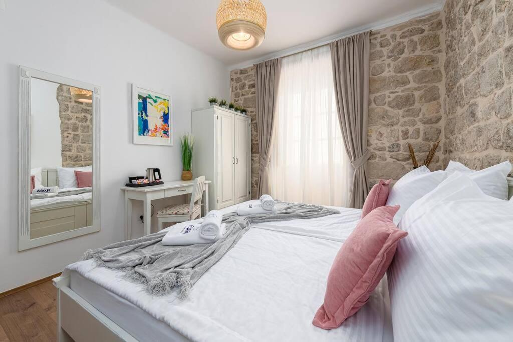 Flora-Heartbeat Old City Three Bedrooms Apartment Dubrovnik Dış mekan fotoğraf
